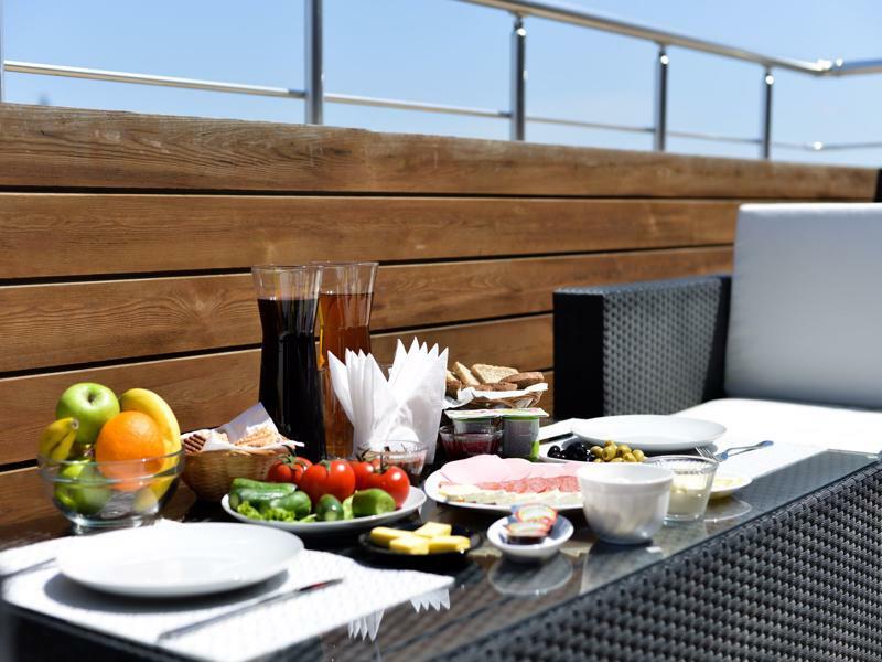Terrace Hotel Баку Экстерьер фото